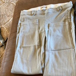 Maurices dress pants size large.